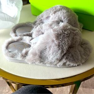 Brand New Sam Edelman Jeane Grey Women's Slippers in box sz 7
